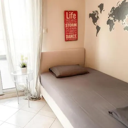Bright Stylish Studio Near Center! Welcome #1 Διαμέρισμα *